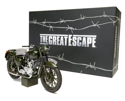 The Great Escape Triumph TR6 Trophy Motorcycle (Weathered) - 1:12 Scale - CC08501