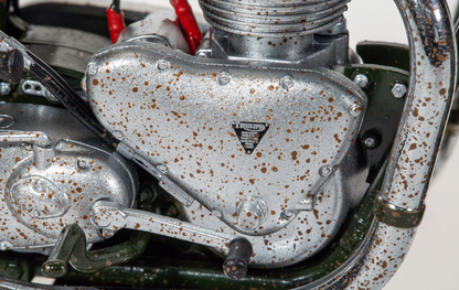 The Great Escape Triumph TR6 Trophy Motorcycle (Weathered) - 1:12 Scale - CC08501