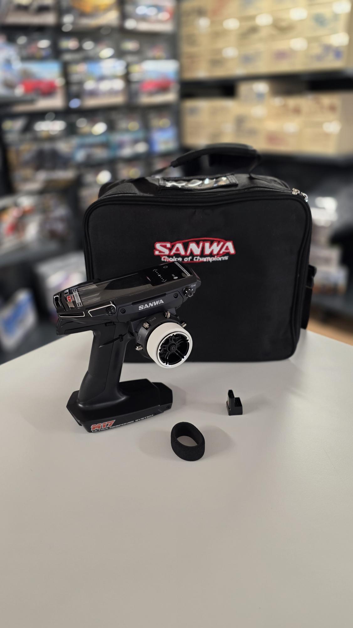 PRE OWNED Sanwa M17 Radio + 1X RX-492i + Sanwa Bag & Preinstalled Battery
